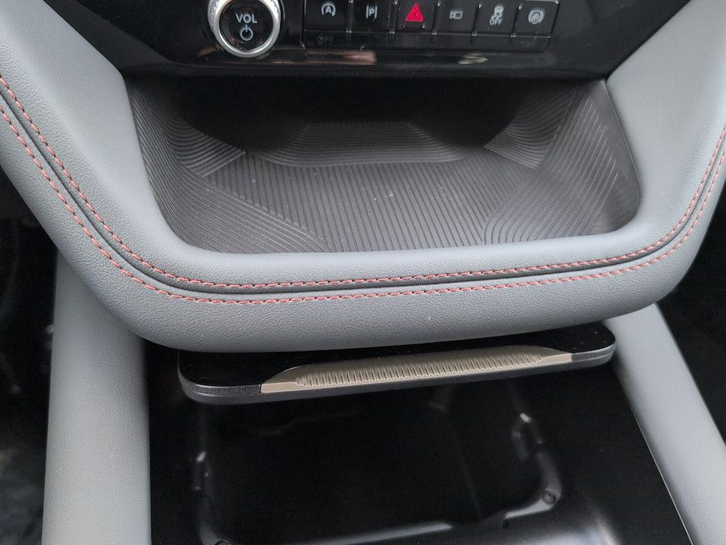 new 2025 Ford Explorer car, priced at $40,669