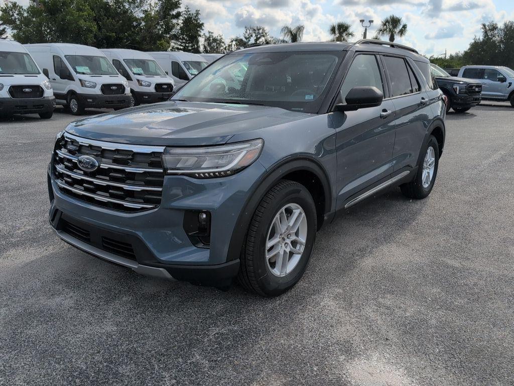 new 2025 Ford Explorer car, priced at $40,669