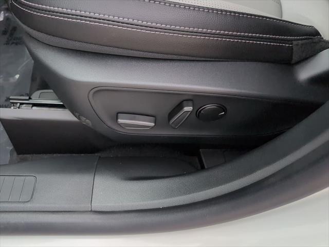 new 2025 Ford Escape car, priced at $35,912