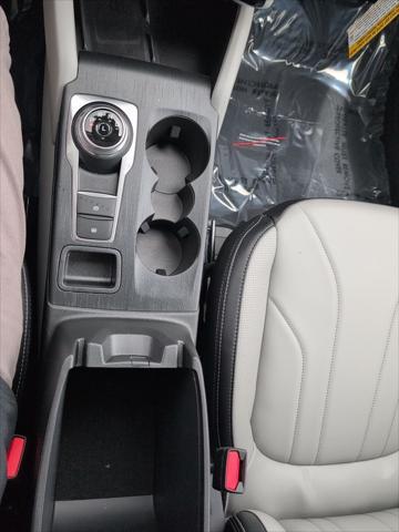 new 2025 Ford Escape car, priced at $35,912