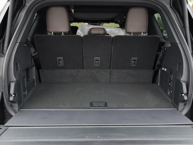 new 2025 Ford Expedition car, priced at $84,687