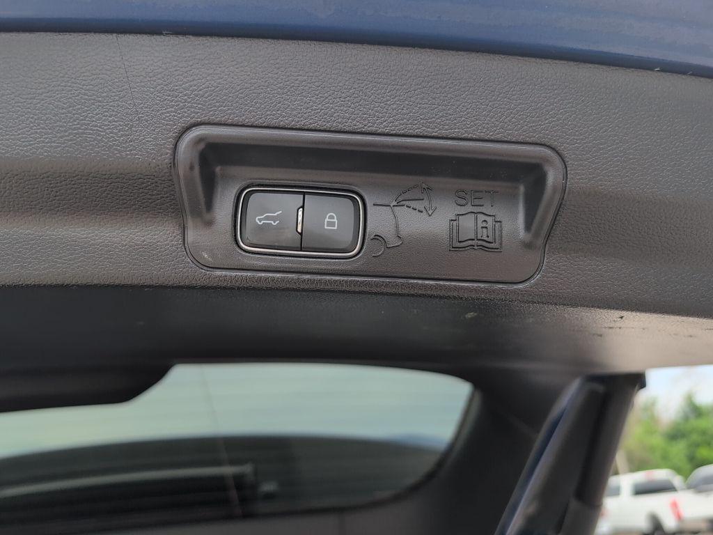 used 2022 Ford Explorer car, priced at $21,849