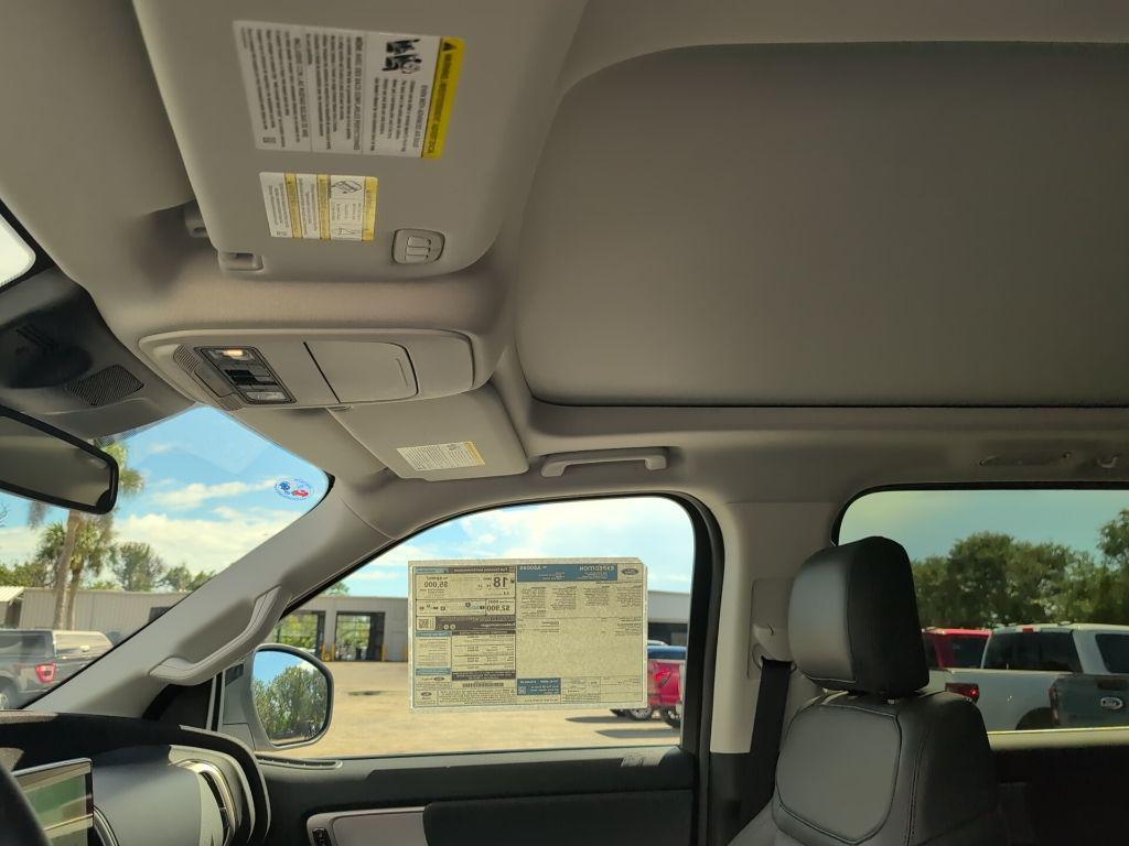 new 2025 Ford Expedition car, priced at $66,539