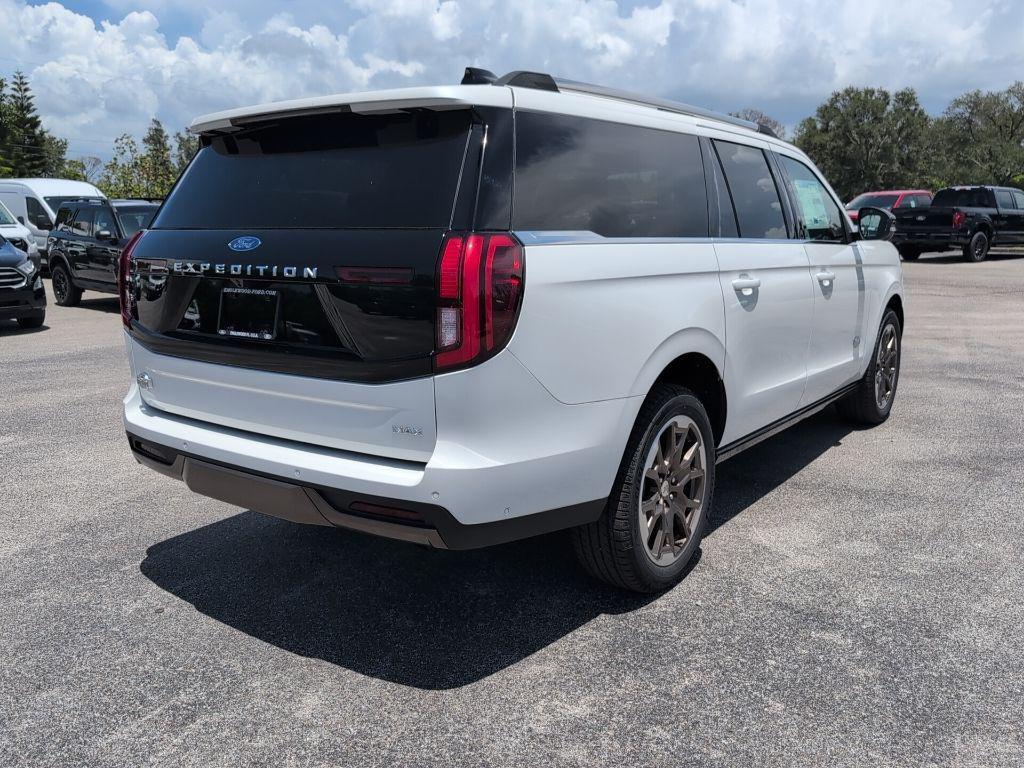 new 2025 Ford Expedition Max car, priced at $85,657