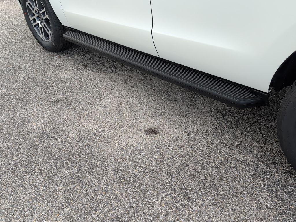 new 2025 Ford Expedition car, priced at $62,643