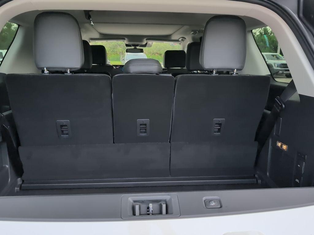 new 2025 Ford Expedition car, priced at $62,643