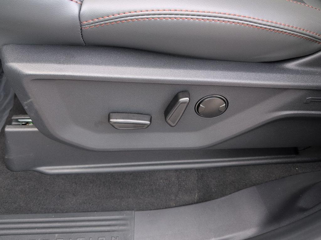 new 2025 Ford Expedition car, priced at $62,643