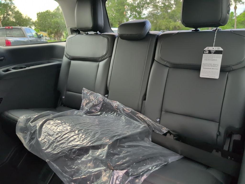 new 2025 Ford Expedition car, priced at $62,643