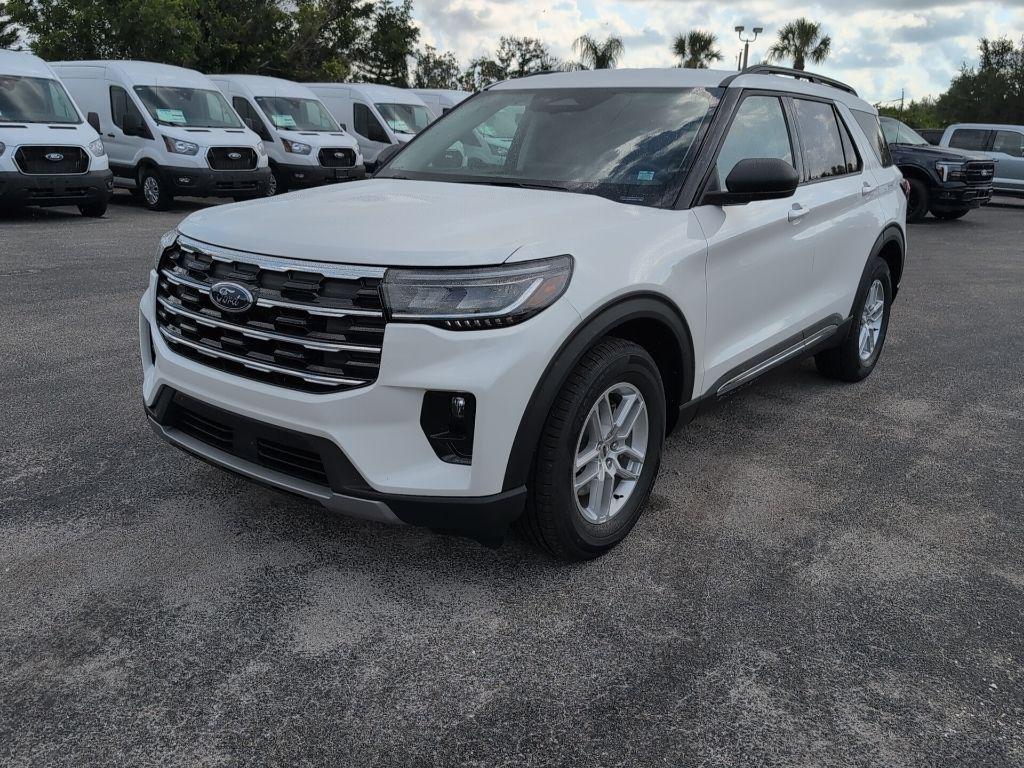 new 2025 Ford Explorer car, priced at $38,764