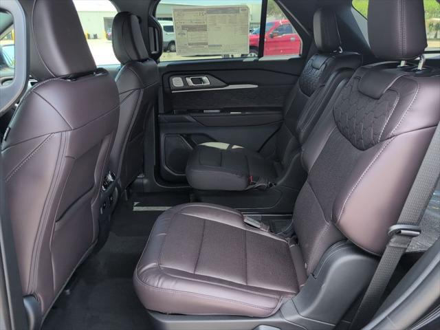 new 2025 Ford Explorer car, priced at $52,351