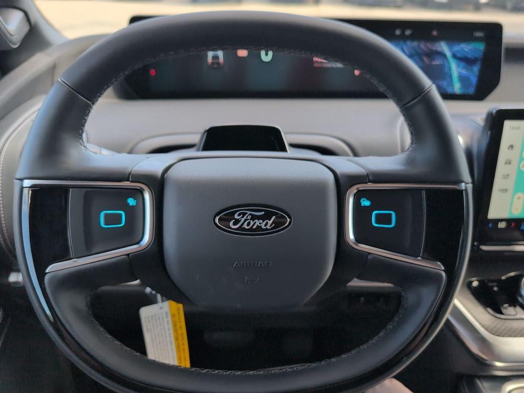 new 2025 Ford Expedition car, priced at $78,297