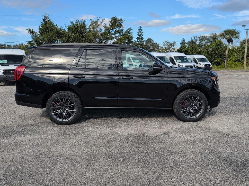 new 2025 Ford Expedition car, priced at $78,297