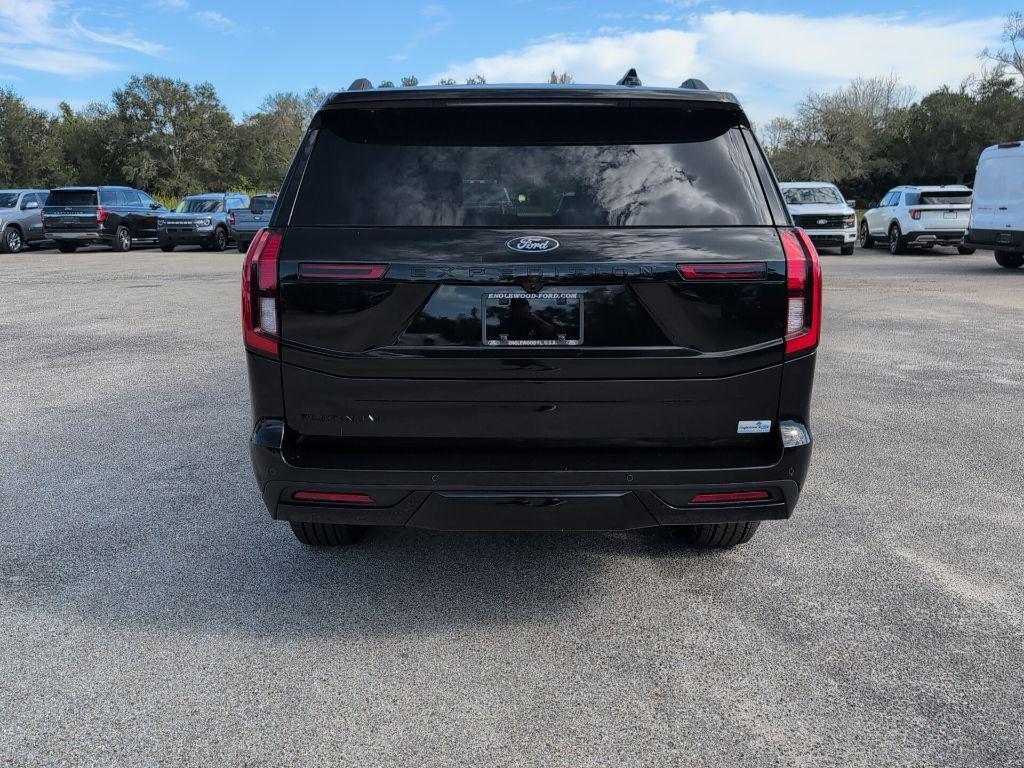 new 2025 Ford Expedition car, priced at $78,297