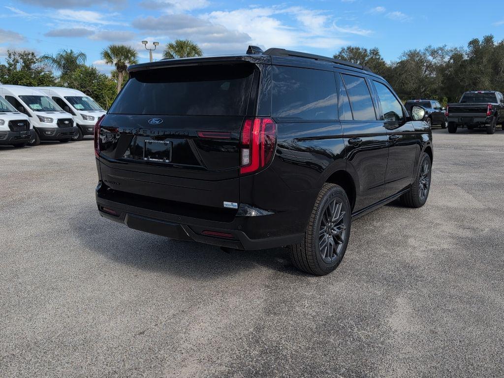 new 2025 Ford Expedition car, priced at $78,297