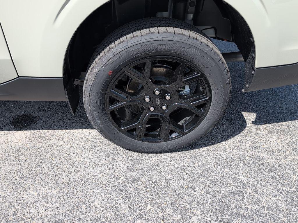 new 2025 Ford Maverick car, priced at $31,271