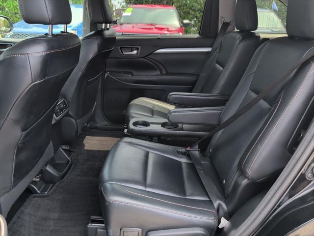 used 2014 Toyota Highlander car, priced at $19,879