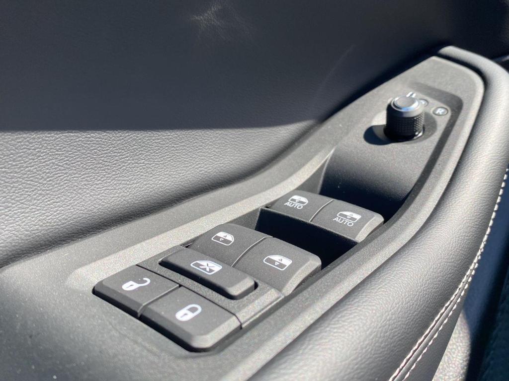 new 2025 Jeep Grand Cherokee car, priced at $46,655