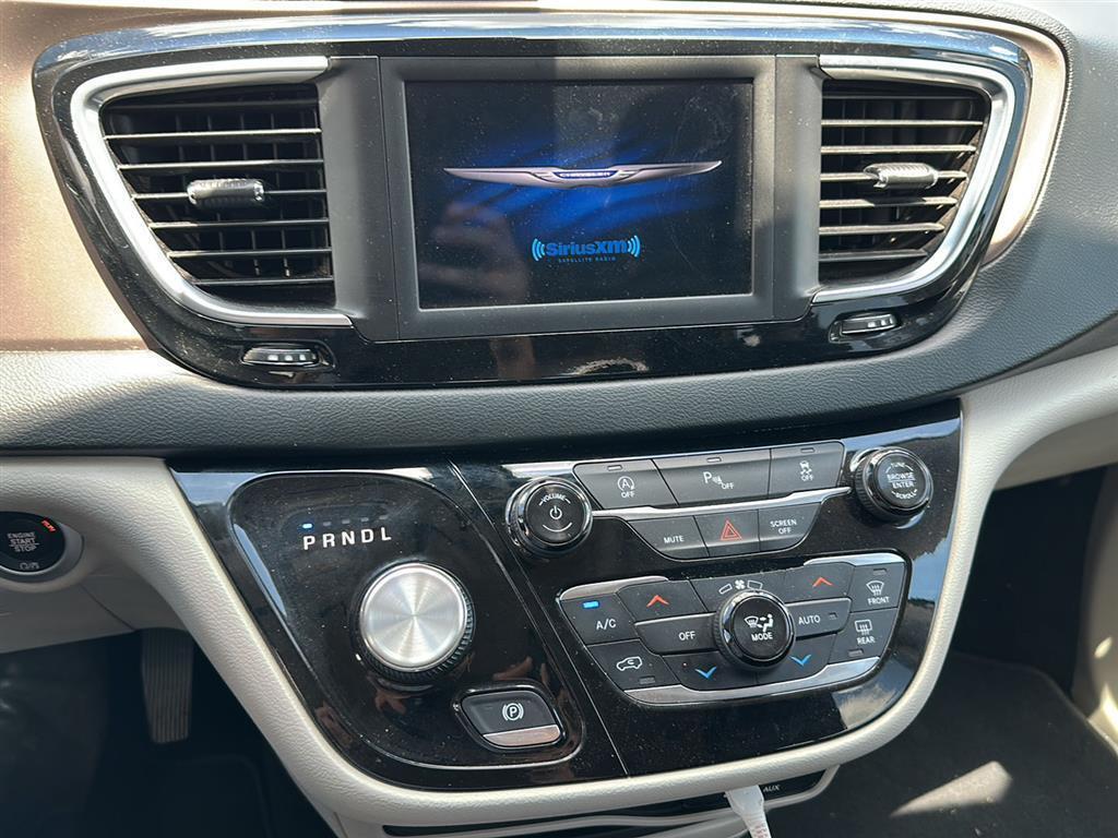 used 2018 Chrysler Pacifica car, priced at $16,362