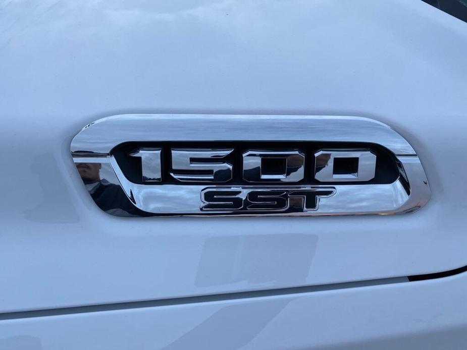 new 2025 Ram 1500 car, priced at $51,560