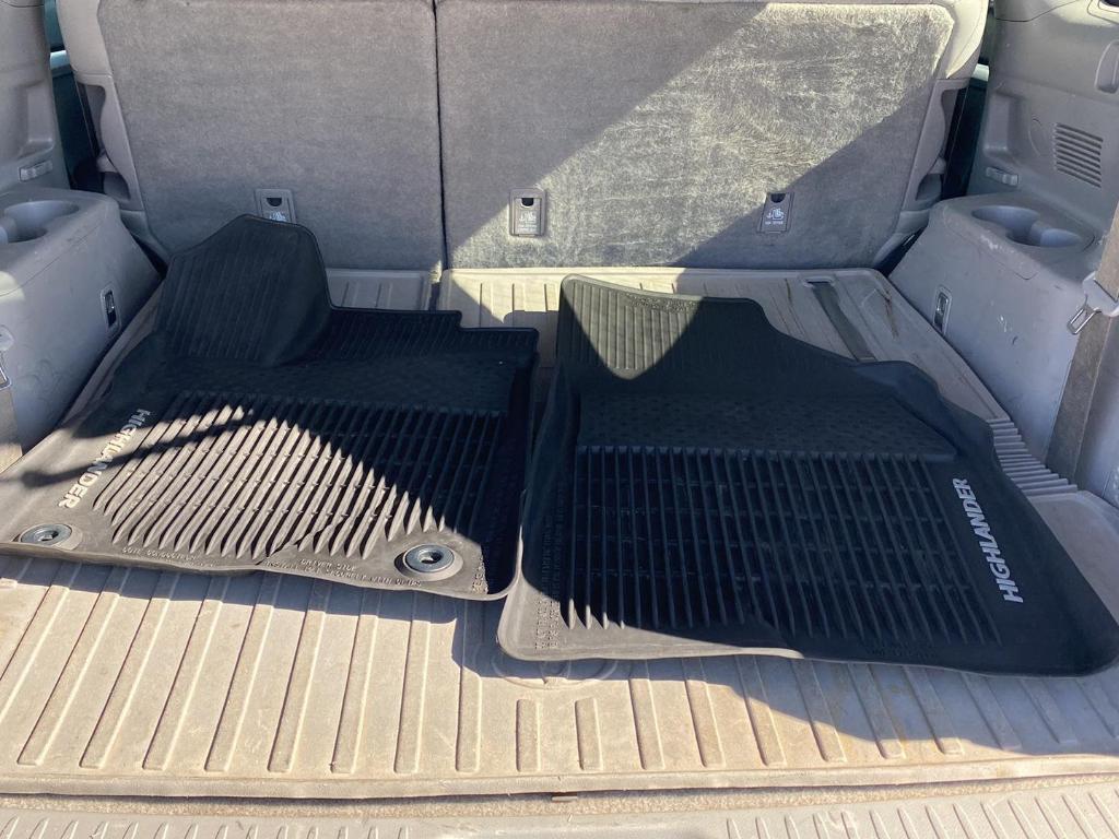 used 2019 Toyota Highlander car, priced at $20,995