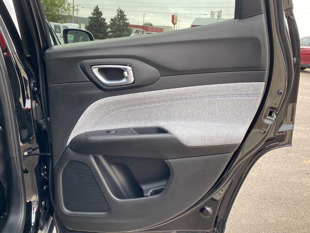 new 2025 Jeep Compass car, priced at $30,628