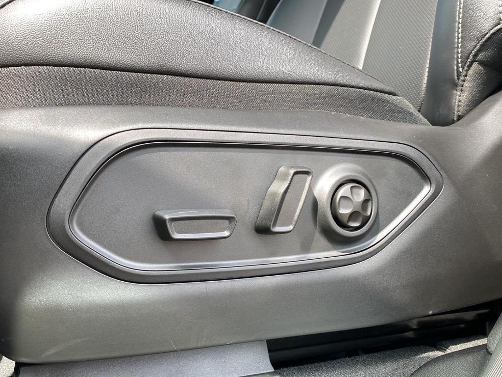 new 2025 Jeep Grand Cherokee L car, priced at $49,305