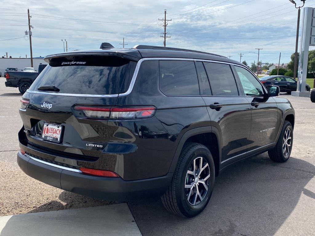 new 2025 Jeep Grand Cherokee L car, priced at $49,305