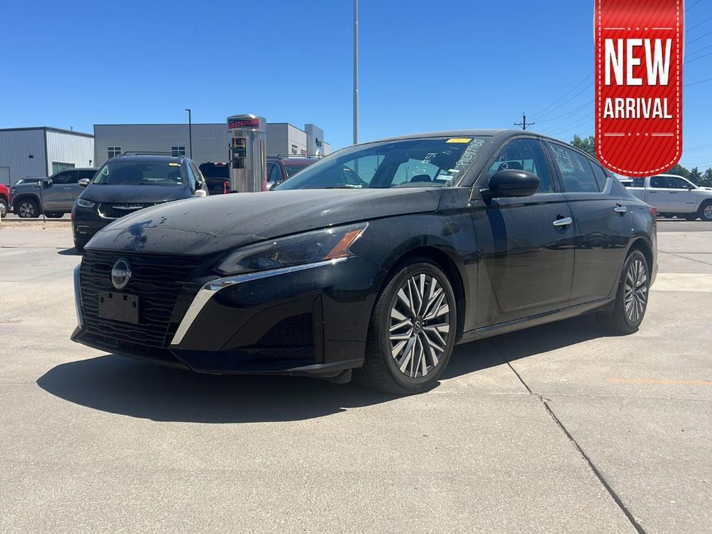 used 2023 Nissan Altima car, priced at $22,672
