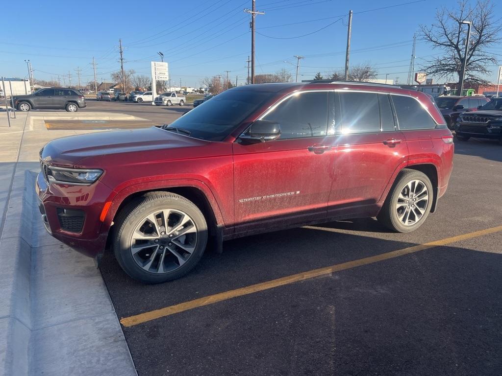 used 2022 Jeep Grand Cherokee car, priced at $47,309