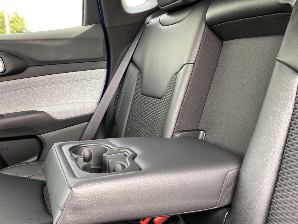 new 2025 Jeep Compass car, priced at $28,556