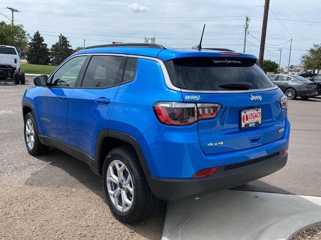 new 2025 Jeep Compass car, priced at $28,556