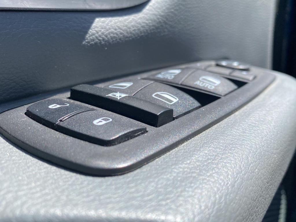 used 2021 Ram 1500 car, priced at $36,238