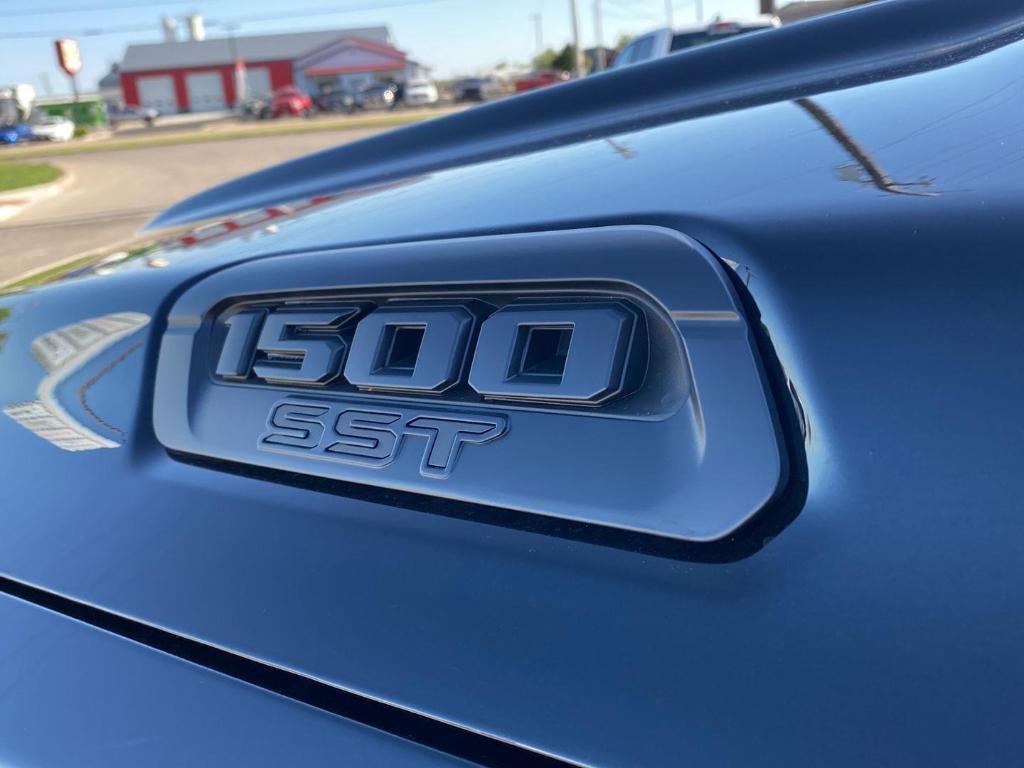 new 2025 Ram 1500 car, priced at $52,401