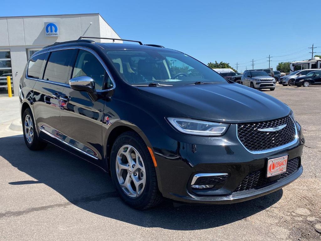 used 2023 Chrysler Pacifica car, priced at $27,706