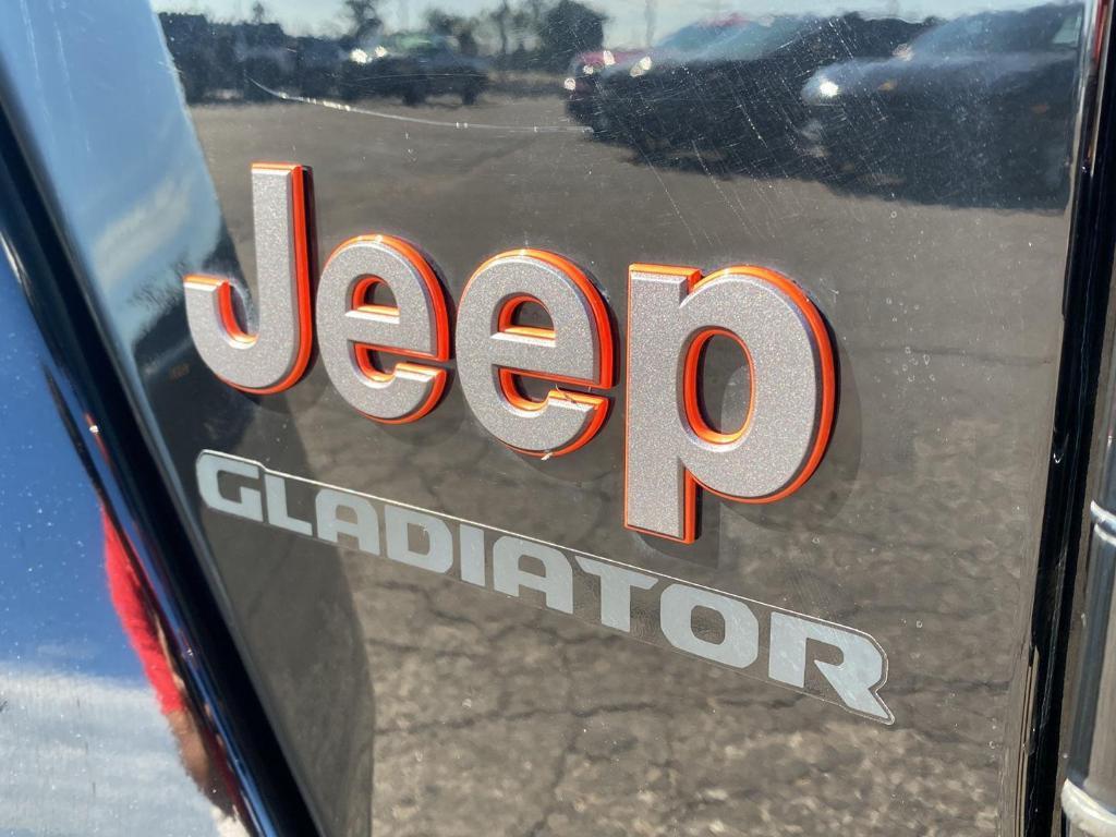 used 2021 Jeep Gladiator car, priced at $39,980