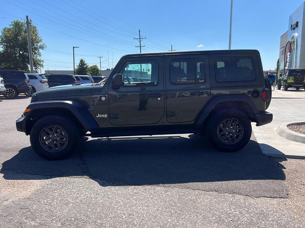 used 2021 Jeep Wrangler Unlimited car, priced at $33,147
