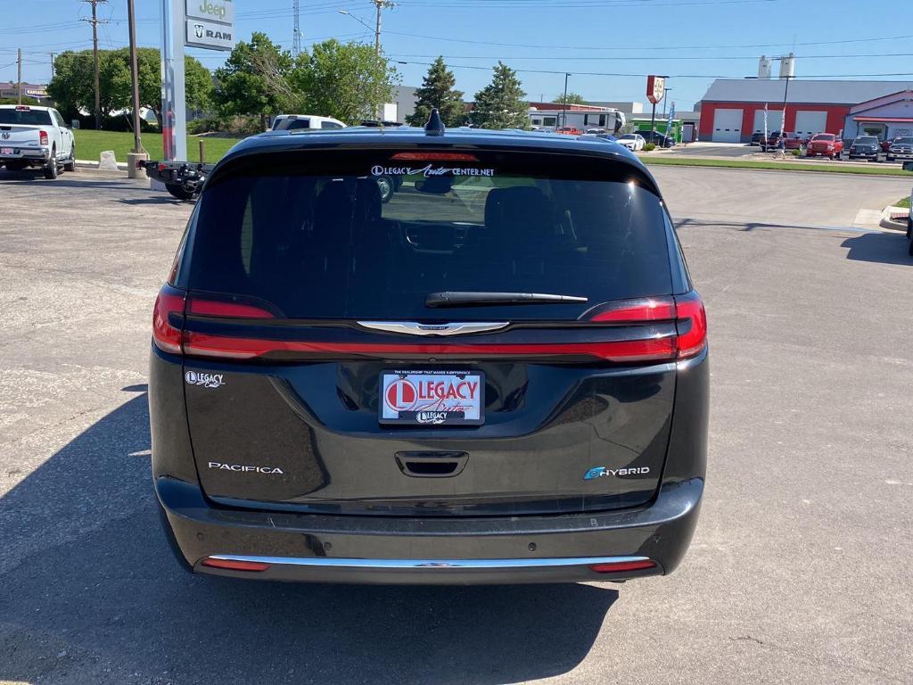 used 2024 Chrysler Pacifica Hybrid car, priced at $28,799