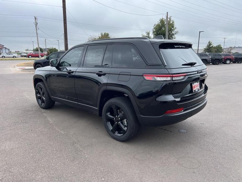 new 2024 Jeep Grand Cherokee car, priced at $38,175