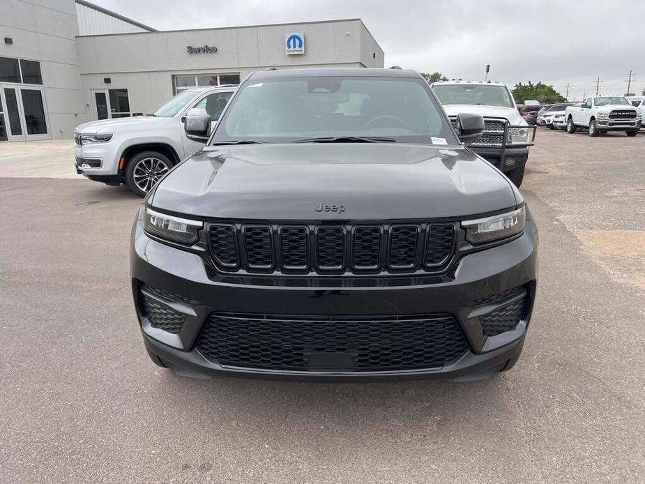 new 2024 Jeep Grand Cherokee car, priced at $38,175