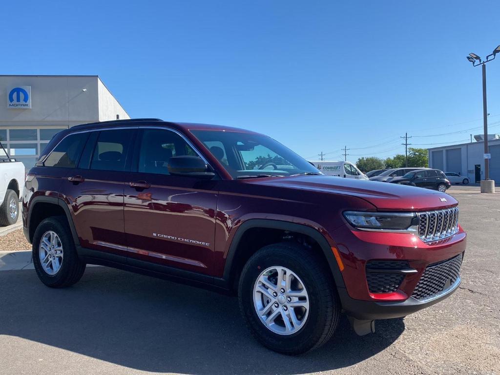 new 2025 Jeep Grand Cherokee car, priced at $37,536