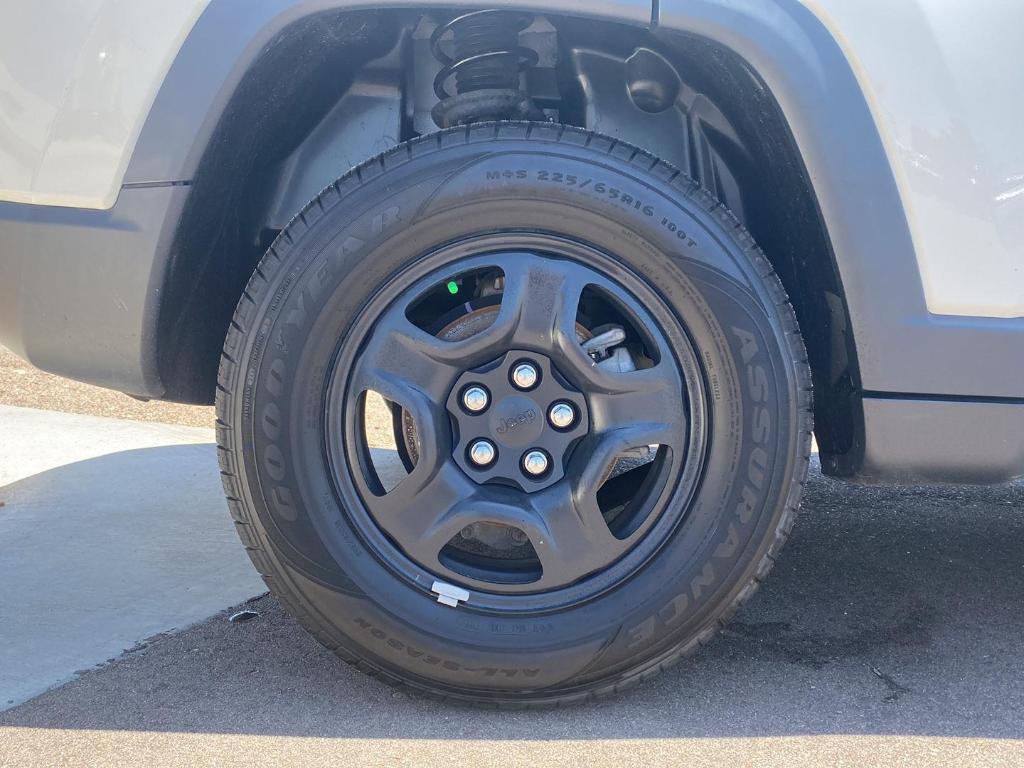 used 2019 Jeep Compass car, priced at $16,566