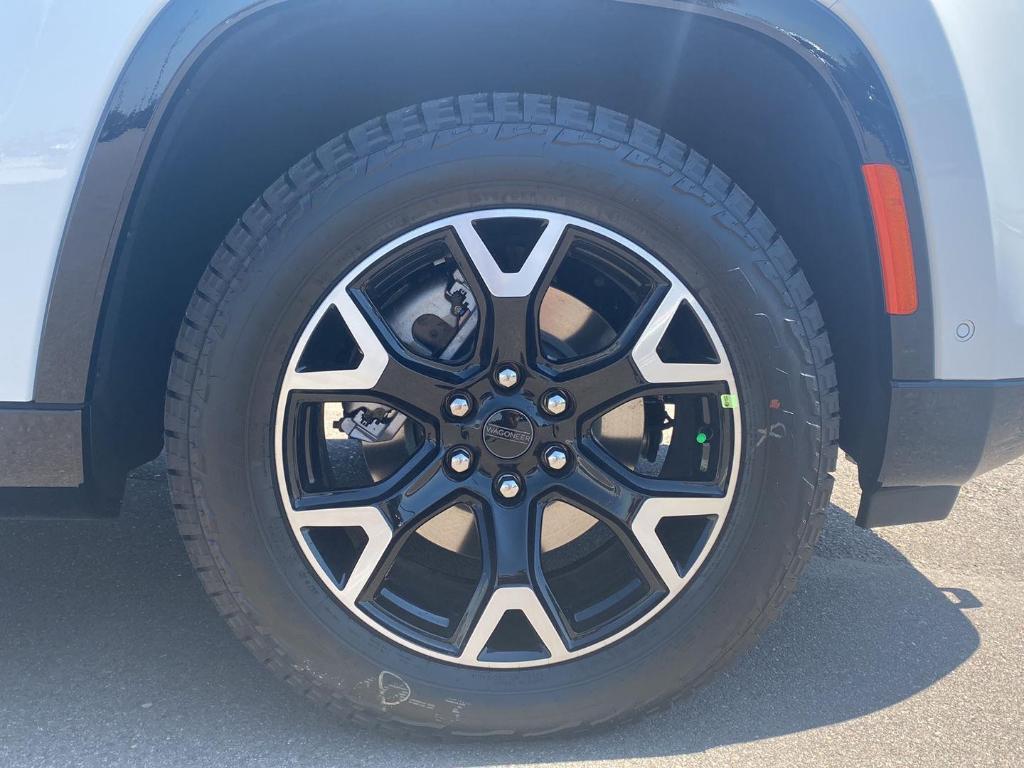 new 2025 Jeep Wagoneer car, priced at $73,928