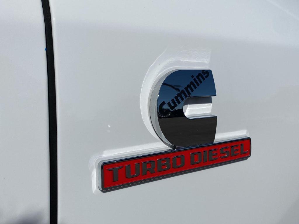 new 2025 Ram 2500 car, priced at $72,318