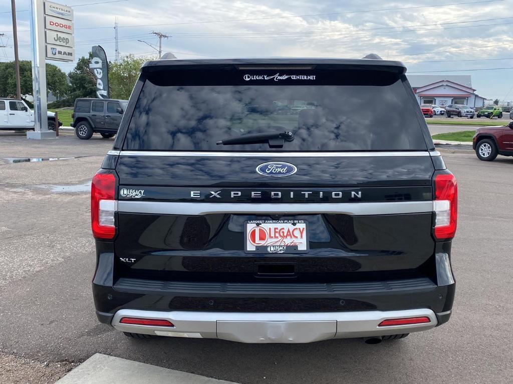 used 2024 Ford Expedition car, priced at $49,995