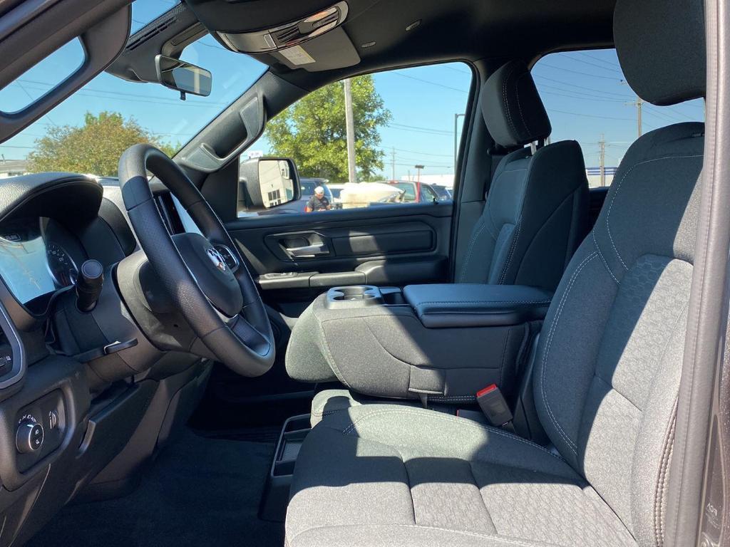 new 2025 Ram 1500 car, priced at $47,258