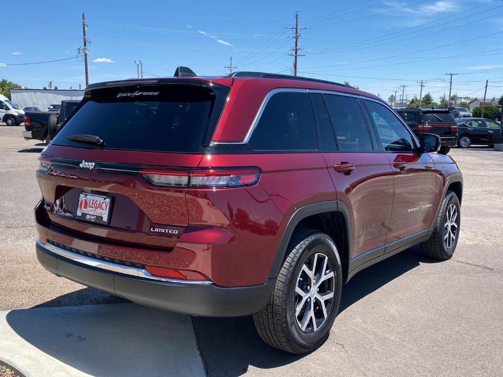 new 2025 Jeep Grand Cherokee car, priced at $44,325