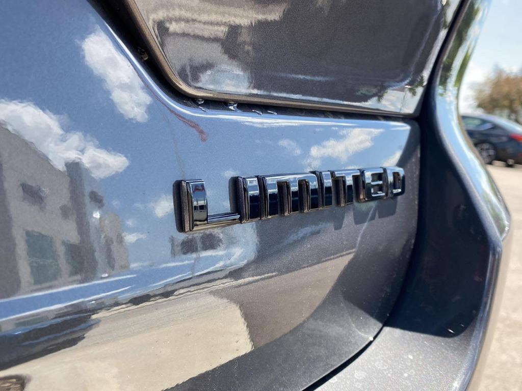 new 2025 Jeep Grand Cherokee car, priced at $45,535