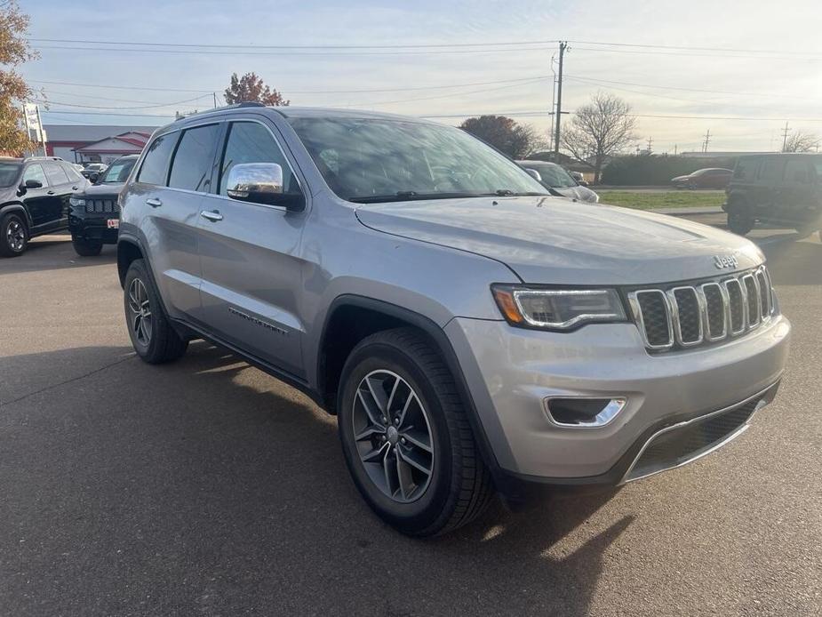 used 2017 Jeep Grand Cherokee car, priced at $19,248