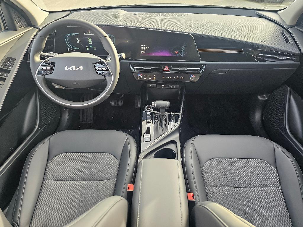 new 2025 Kia Niro car, priced at $28,945