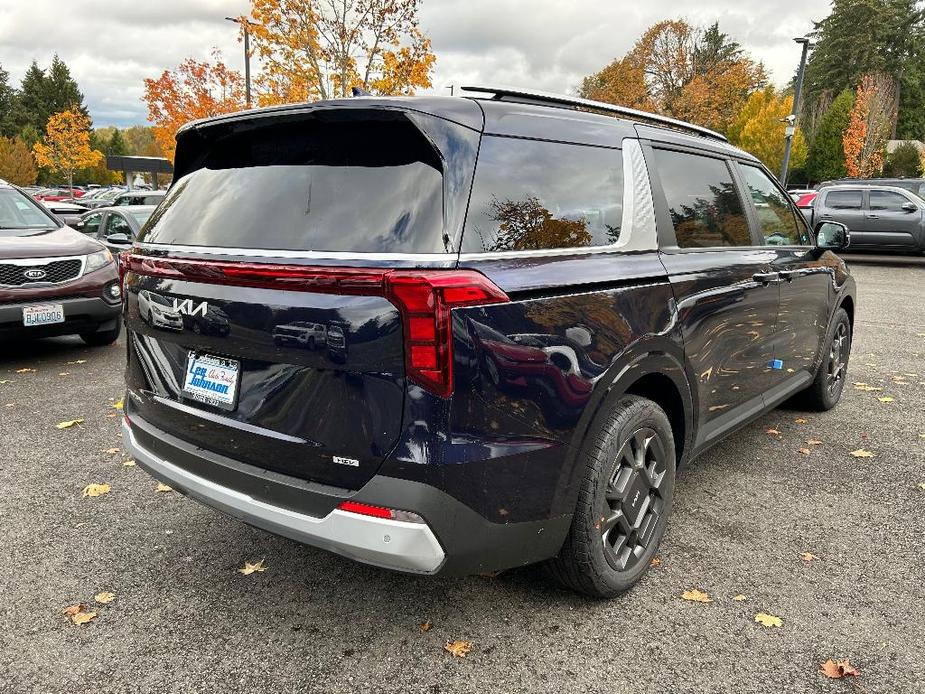 new 2025 Kia Carnival car, priced at $43,885